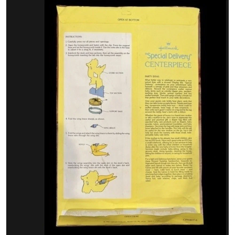 Vintage 1982 Hallmark Special Delivery‎ Stork Baby Shower Honeycomb Centerpiece